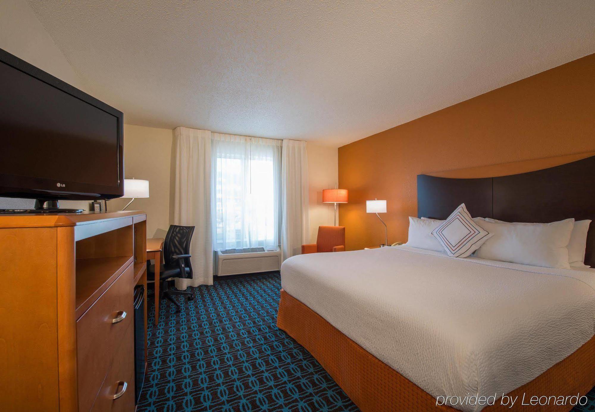 Fairfield Inn & Suites Indianapolis Northwest Exterior photo